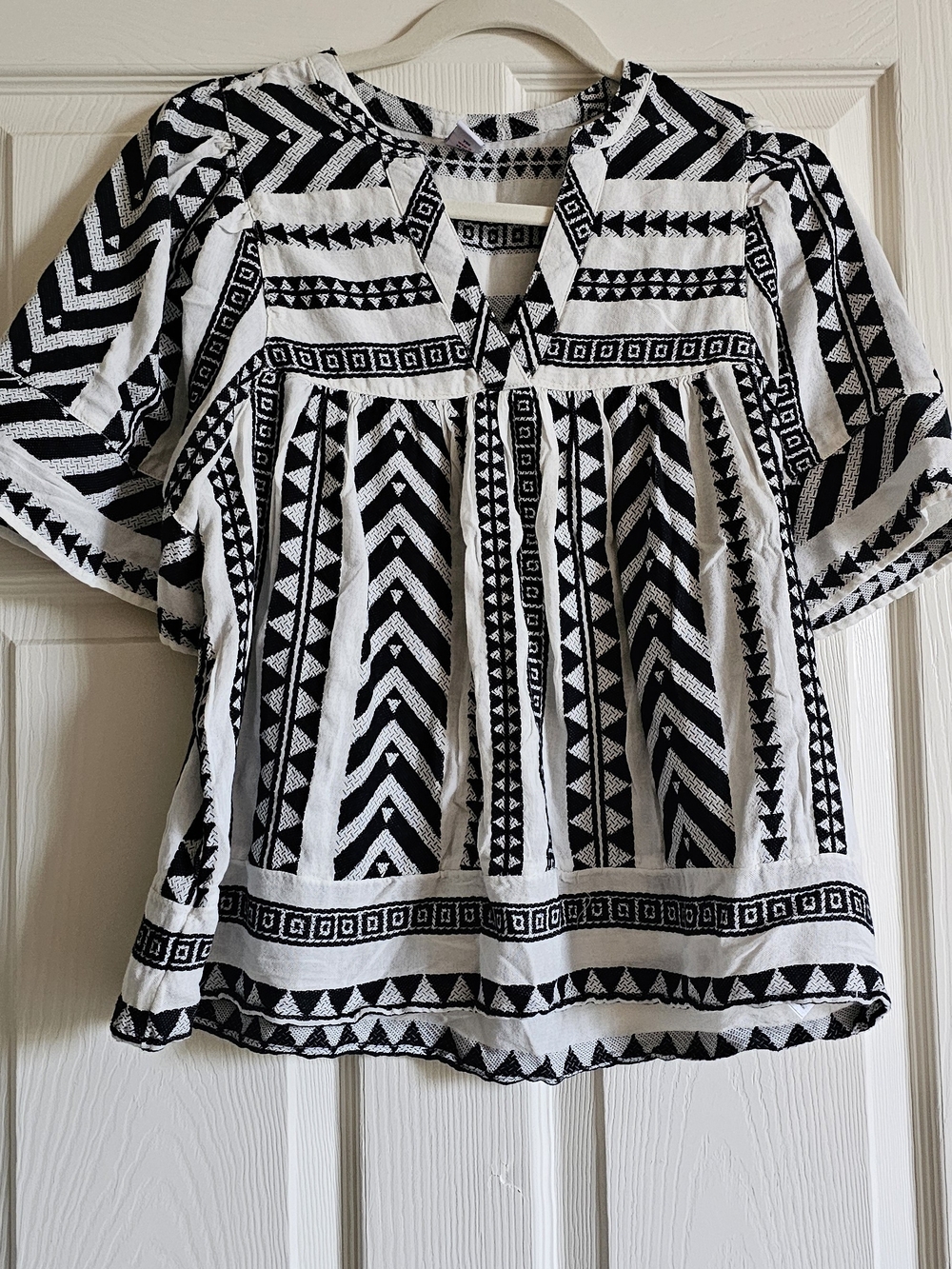 Old Navy Black & White Geometric Tunic Top XS